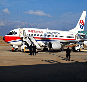 郑州新郑航空快运业稳步发展的原因是什么？